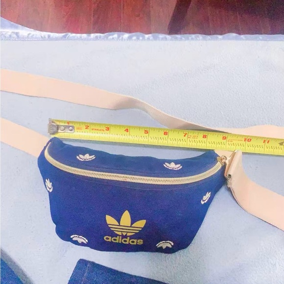 Adidas Trefoil Waist Bag Fanny Pack Adjustable Strap Gold Logo Navy Belt Bag - Picture 7 of 13